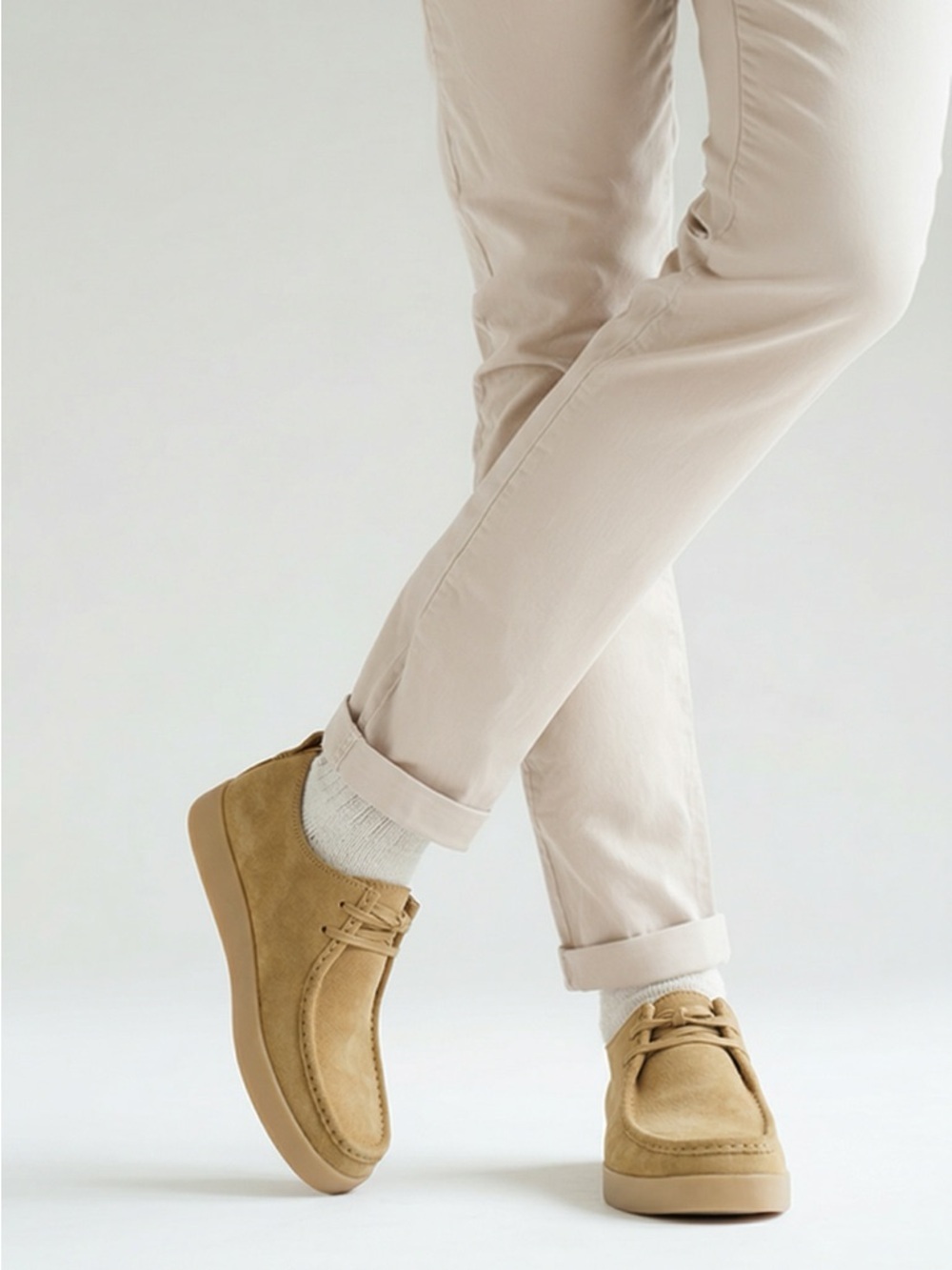 NIB Everlane Men’s Pebble Suede Lace Up The Desert Shoe - Color Sand - Size 11.5